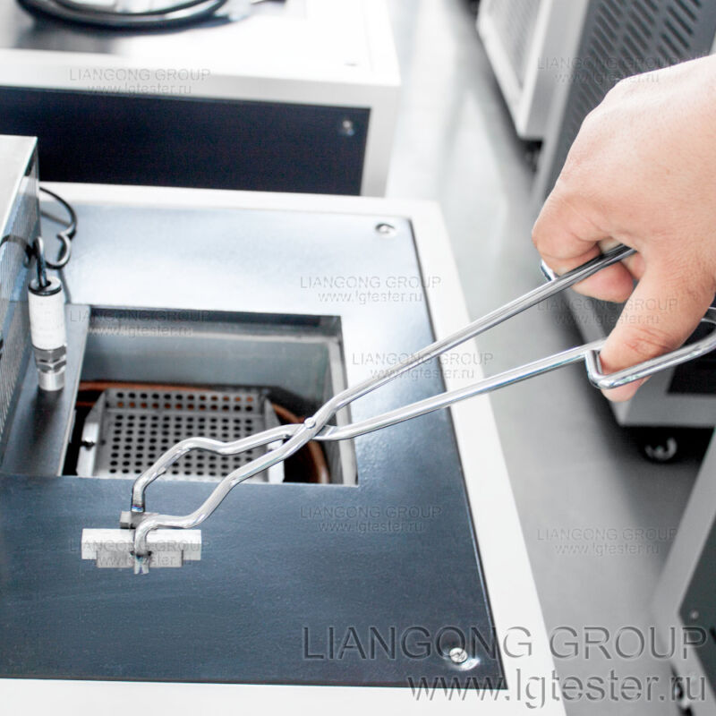 Загрузка образцов в криокамеру Liangong Загрузка образцов в криокамеру Liangong