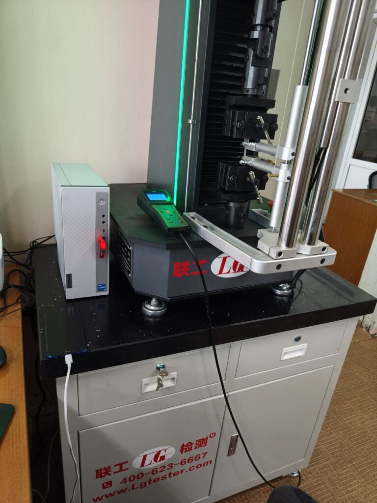 Испытательная машина Liangong CMT-5L для АО Иркутсккабель